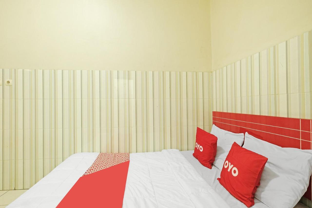 Oyo 91453 Hotel Srikandi Gejayan Maguwo Luaran gambar
